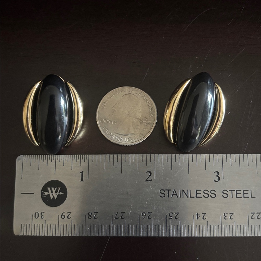 Vintage earrings and necklace - Picture 5 of 5